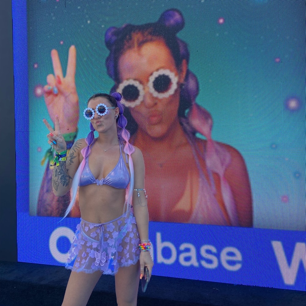 Meet your Posher, Emily